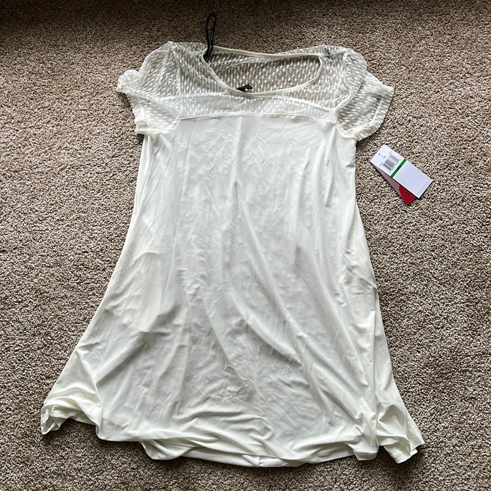 White dress size L